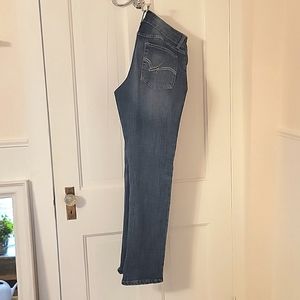 Wrangler Jeans, womens straight leg, size 32